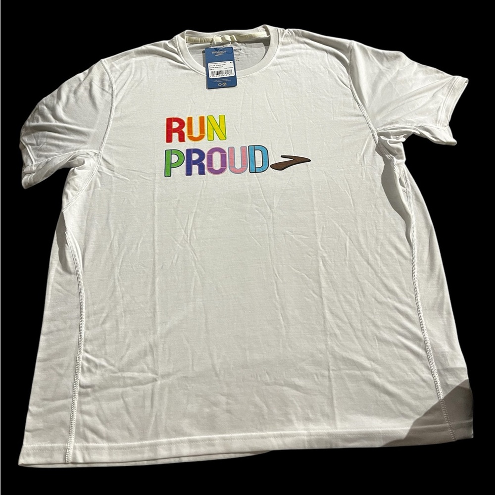 Women’s Brooks short sleeve shirt